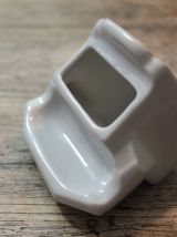 Cendrier mural en porcelaine