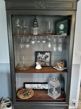 Armoire chic