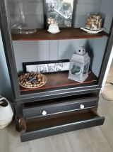 Armoire chic