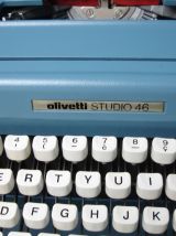Machine à écrire olivetti studio 46