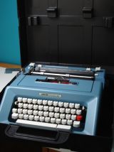 Machine à écrire olivetti studio 46