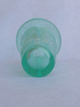 Daum - Vase polylobé à décor givré