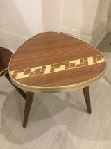 Lot Petites tables Tripode, authentique, vintage en formica.