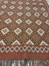 Tapis marron fait à la main 