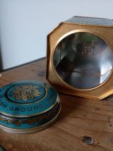 Boite en fer décorée, par Daher