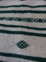 Tapis kilim blanc et vert fait main en pure laine 