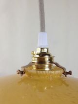 Suspension Art déco verre de Clichy jaune moutarde