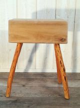 Tabouret en bois 