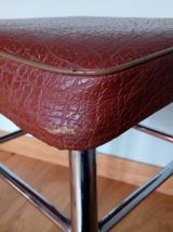  Tabouret carré en métal chromé