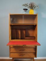 Secrétaire aux poignées d or