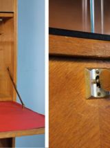 Secrétaire aux poignées d or