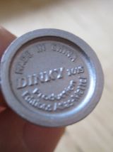 12 MINIS PANNEAUX DE SIGNALISATION ROUTIERE DINKY TOYS 