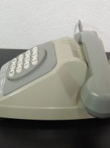 Téléphone à touches