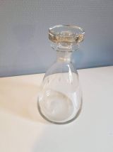 flacon vintage en verre ciselé avec bouchon