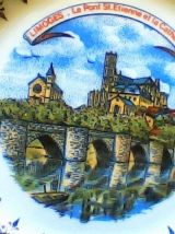 Assiète décorative porcelaine de limoges signée