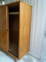 ARMOIRE VINTAGE PIEDS COMPAS