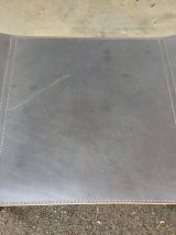 Paire de fauteuils B34