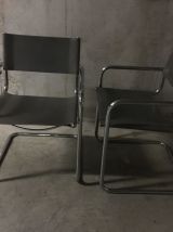 Paire de fauteuils B34