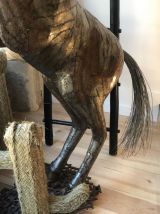 cheval en metal 