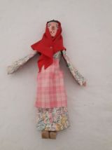 2 Marionnettes en bois, peintes à la main , bon état