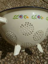 passoire tripode en acier émaillé, vintage