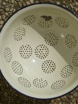 passoire tripode en acier émaillé, vintage