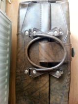 sac de voyage en cuir vintage années 60