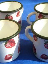 lot de 6 tasses en tole émaillée ,vintage