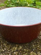 bassine en  acier  émaillé , vintage