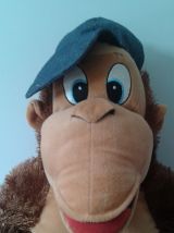 Peluche: grand singe avec trapèze