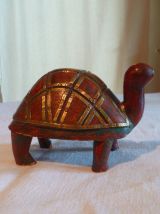 tortue bois peint et laiton inde vintage 