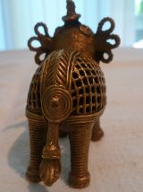 Mignon petit éléphant laiton ajouré Rajasthan