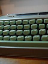 Machine à écrire Hermès Baby