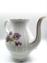 Carafe en porcelaine fine de Bohème