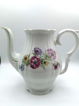 Carafe en porcelaine fine de Bohème