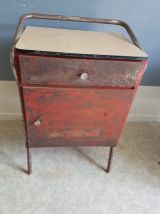 paire de chevets métal et tablette formica années 60 