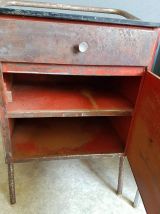 paire de chevets métal et tablette formica années 60 