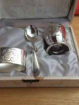 Coffret coquetier métal argenté  décor rose