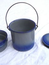 Gamelle en acier émaillé , vintage