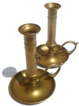 paire  de chandeliers a poussoirs ,laiton vintage