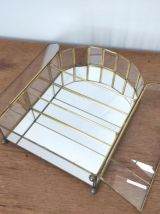Vitrine vintage en verre , laiton et fond miroir