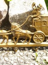 Accroche-clés, servillettes  ustensiles, rustique   laiton