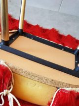 chaises moumoute rouge vintage année 72 en très bon état