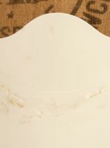 Jolie boîte à sel en céramique blanche et rouge et couvercle