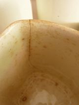 Série de 5 pots à épices en faïence, estampillé Yvonne