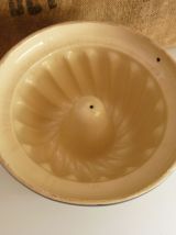 Moule à Kougelhopf, kouglof, bleu à décor floral