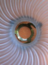 Abat jour ART NOUVEAU  en verre moulé et griffe en laiton