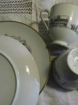 Paire de tasses et assiettes en porcelaine allemande