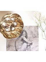 Boîte pomme en laiton 