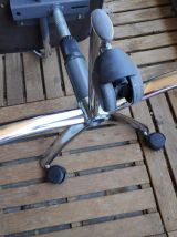 chaise de bureau bleue Steelcase Strator année 1991 n°17-342